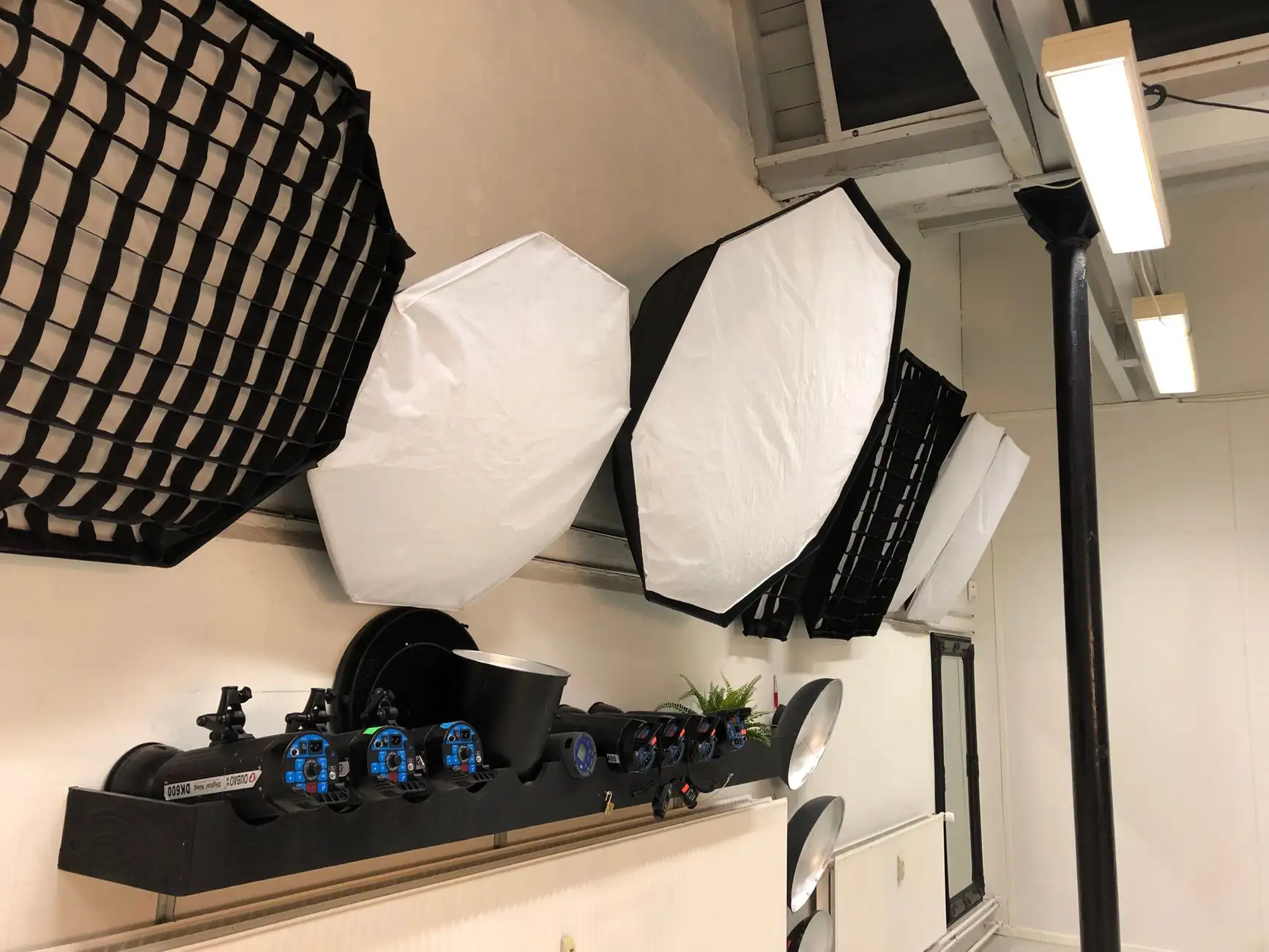 商用清洁工具选型方案：物业场景下的拖把与垃圾桶配置指南正文配图 2