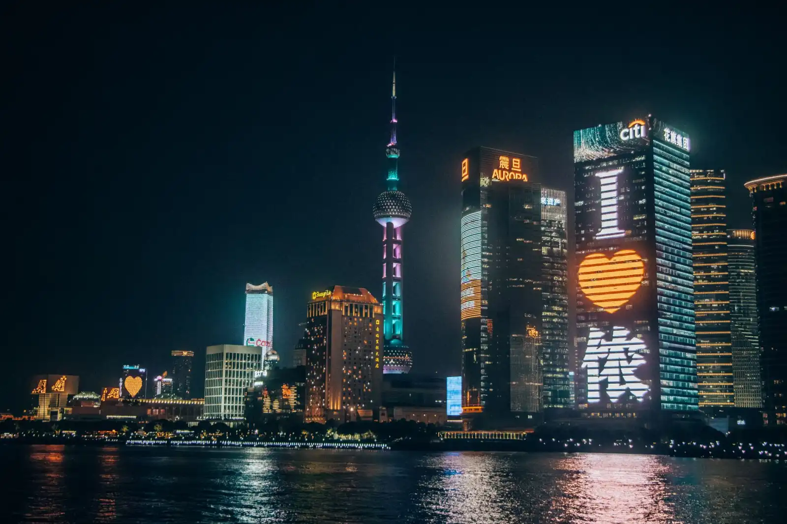扫把与拖把材质升级趋势：从传统棉纱到超细纤维的技术演变