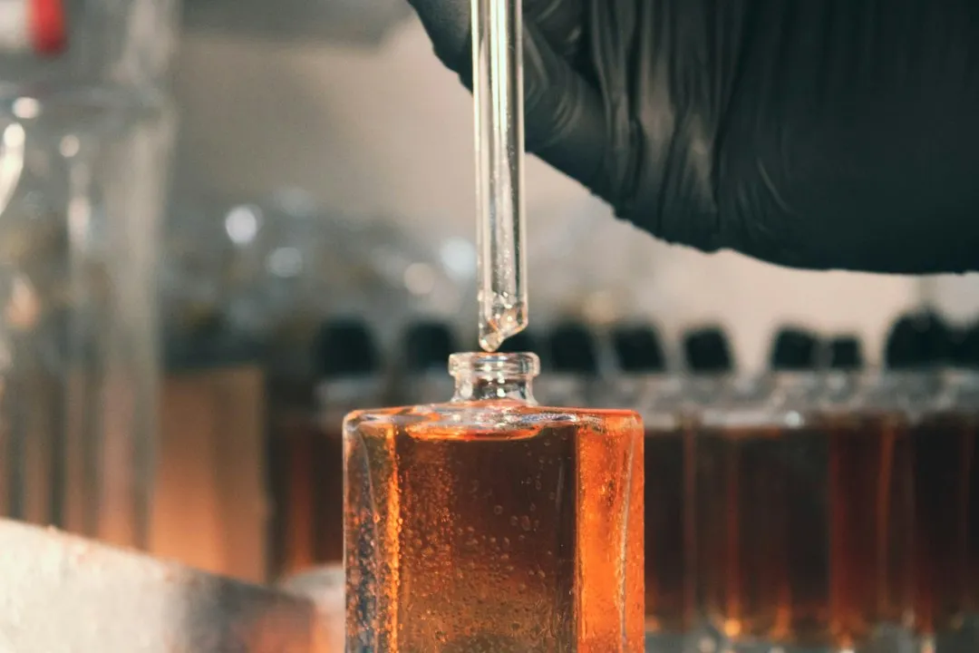 上海物业保洁拖把与扫把选购指南：簸箕垃圾桶清洁刷配套方案解析正文配图 1